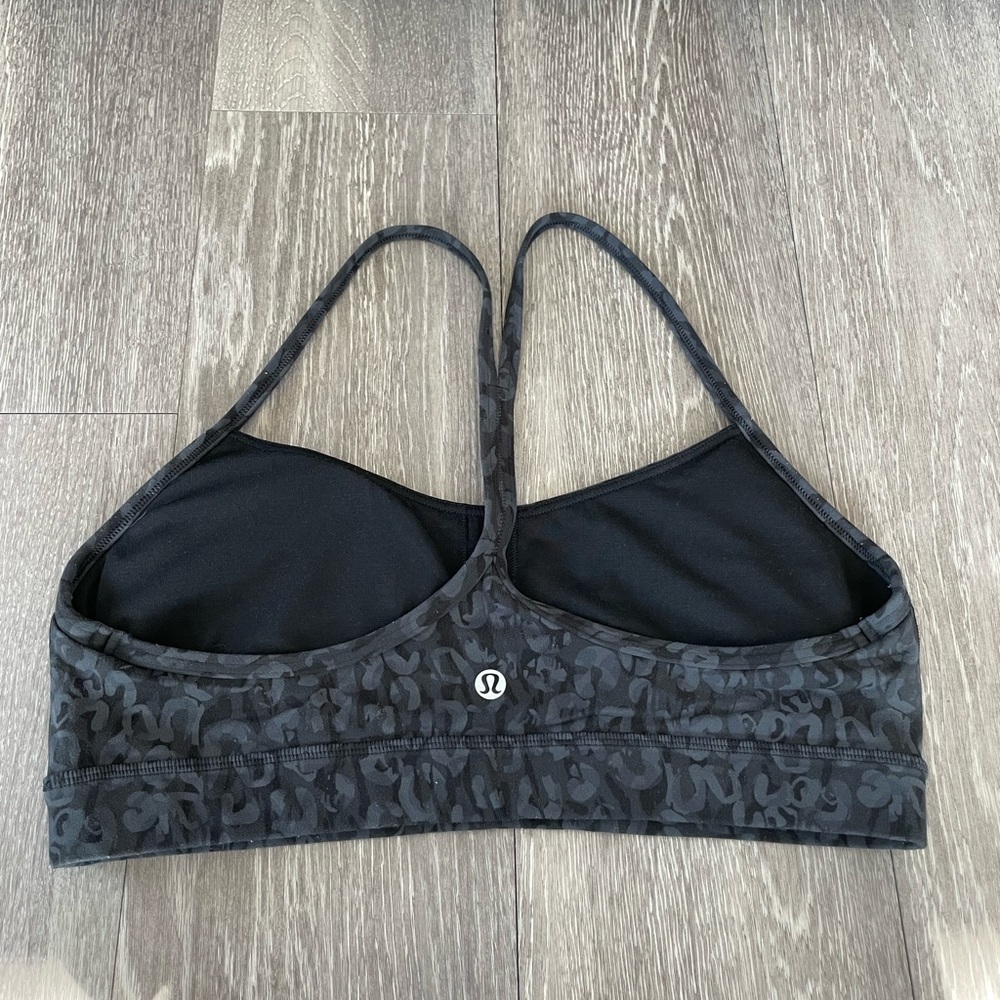 lululemon Flow Y Bra Black & Grey Leopard